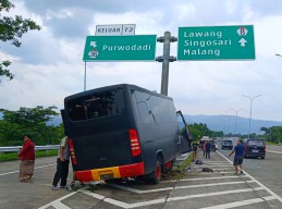 Staf Ahli DPR RI, Kecelakaan di Exit Tol Purwodadi, Remiten Tembus Rp2,4 Triliun