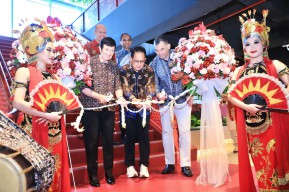 Harapan Pj Gubernur Jatim pada Western Sydney University Surabaya