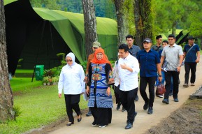 Gubernur Khofifah Komitmen Sinergi dengan Pusat usai Retreat, Tapi...