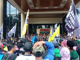 Warga Jember Desak Tambak di Gumukmas Ditutup, Puluhan Tahun Rusak Lingkungan