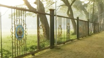 20 Pagar Besi Area Lapangan Sepak Bola Alun-Alun Bangkalan Hilang Dicuri