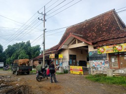 Pasar Hewan di Ponorogo Masih Ditutup, Kasus PMK Terus Dipantau
