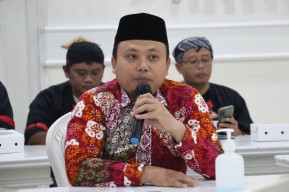 Anggota DPRD Ponorogo Respons Tagar Kabur Aja Dulu