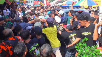 Grebeg Gunungan di Sidoarjo Disusupi Copet, 40 Warga Kehilangan HP dan Dompet