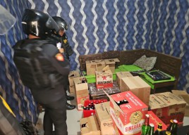 7 Warung Penjual Miras di Dukun Gresik Digrebek Polisi