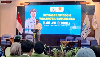 Hari Air Sedunia, Eri Cahyadi Ajak Warga Jaga Sungai Surabaya