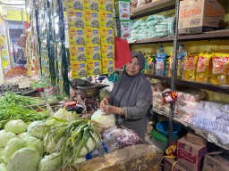 Harga Bapok di Lamongan Relatif Stabil Jelang Lebaran, Cabai dan Bawang Fluktuatif
