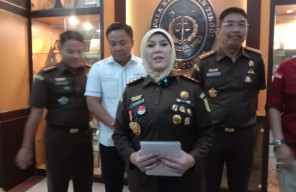 Kejati Geledah Kantor Dindik Jatim Dugaan Korupsi Hibah SMK