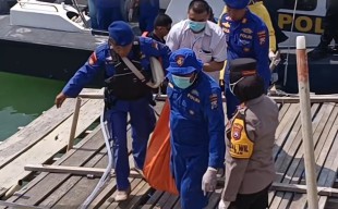 17 Korban Kapal Meledak di Perairan Lamongan, 2 Orang Meninggal Dunia