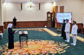 Gubernur Khofifah Lantik Kholil-Sukri jadi Bupati dan Wakil Bupati Pamekasan