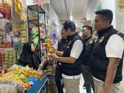 Polres Ponorogo Cek Volume Minyakita di Pasar Legi