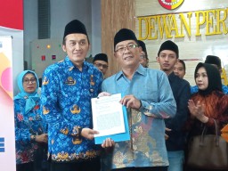 Gaji Non-ASN Tunggu Rekom, Tolak Mobil Dinas, THR H-7 Lebaran 2025