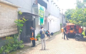 Main di Teras sama Cucu, Nenek di Jember jadi Korban Peluru Nyasar