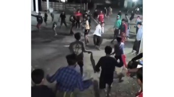 Viral, Puluhan Remaja Perang Sarung di Pelabuhan Kamal Bangkalan