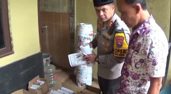 Ratusan Petasan Bergambar Prabowo - Gibran di Bangkalan Diamankan Polisi