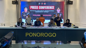 Bobol Konter, Pria di Ponorogo Gondol 14 Ponsel dan Uang Tunai untuk Mabuk