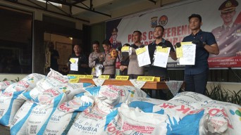 Polres Jember Gagalkan Pengiriman 3 Ton Pupuk Subsidi ke Luar Area