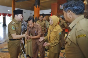 ASN Trenggalek Donasikan Tunjangan untuk Pembangunan Infrastruktur