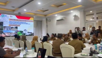 Beauty Kontes untuk Kepala OPD Ponorogo, Cara Unik Bupati Evaluasi Kinerja