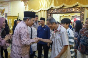Halal Bihalal Bupati Jember, Gus Fawait: Semua Diperlakukan Sama