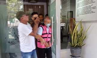 Kejari Lamongan Eksekusi 3 Tersangka Korupsi RPH Unggas
