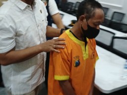Kecanduan Film Porno, Bapak di Lamongan Tega Setubuhi Anak Kandung