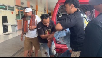 Maling Modus Pecah Kaca di Ponorogo Ditembak saat Kabur, 2 Masih Buron