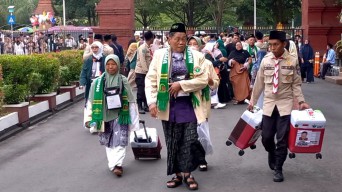 Wakil Bupati Trenggalek dan Istri Tertunda Berangkat Haji, Ini Penyebabnya