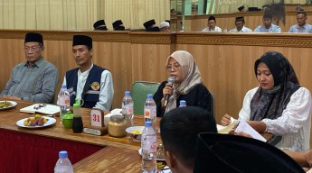 Jalan Pengabdian Nur Endah, Guru di Lamongan yang Bertugas ke Makkah