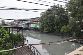 Risiko Buang Sampah Sembarangan di Surabaya