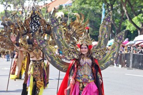 FOTO: Keajaiban Dongeng Rakyat di Surabaya Vaganza