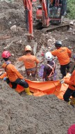 2 Korban Longsor Trenggalek Ditemukan, Berikut Identitasnya