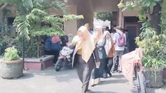 DPRD Sidak Pabrik Tembakau di Kapas Bojonegoro, Endingnya Mual