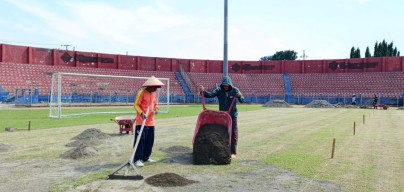Persik Kediri dan Pemkot Kebut Perbaikan Stadion Brawijaya, Mulai Top Dressing