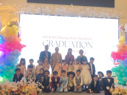 Penuh Keceriaan, KG B Xin Zhong School West Gelar Pesta Wisuda dengan Meriah