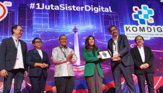 XLSMART dan Komdigi Dorong Transformasi Digital Perempuan