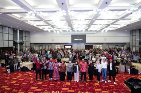 Dukung Digitalisasi dan Finansial UMKM, Bank Jatim Gelar Salam Sapa UMKM