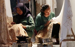 Benih Kebaikan, Batik Ulur Wiji Mewarnai Mimpi Desa