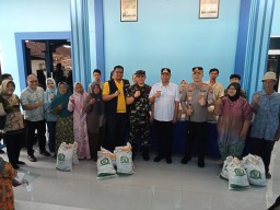 Pemkab Tulungagung Salurkan 1.600 Ton Beras Bantuan Pangan
