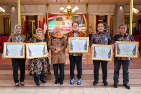 Sabet 5 Penghargaan BKN, Khofifah Optimis Jatim Role Model Talenta Nasional