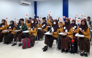 Japan Fun Festival 2025 "Harta Karun Laut" di Surabaya