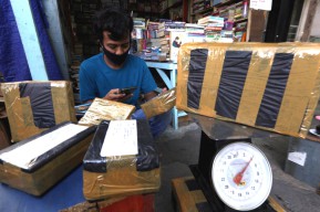 Kebijakan Pajak E-Commerce, Langkah Wajar atau Beban Baru bagi UMKM?