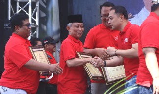 Koperasi Unitomo Raih Penghargaan Koperasi Berkualitas 2025 dari Pemkot Surabaya