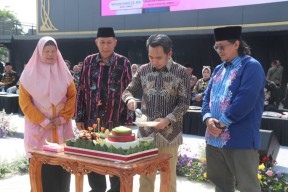 Gus Fawait Serahkan SK Koperasi Merah Putih, Jember Siap jadi Percontohan di Jatim