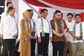 Kunjungi Pabrik Gula di Kediri, Mentan Ajak Petani Kembalikan Kejayaan Indonesia