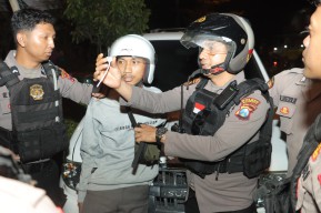 Polisi Amankan 3 Pemuda di Mojokerto Diduga akan Pesta Sabu saat Patroli Malam