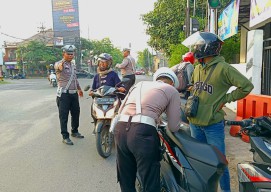 Polres Lamongan Catat 792 Tilang dan 3.000 Teguran dalam 9 Hari Operasi Patuh Semeru