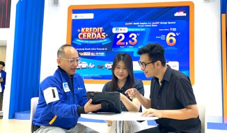 Beli Mobil di GIIAS Surabaya? ACC Kasih Bunga Terbaik!