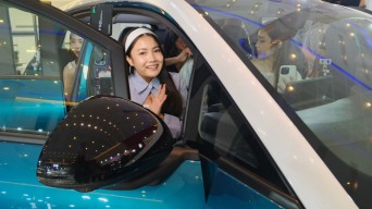 GIIAS Surabaya 2025 AION UT Pamer Mobil Listrik untuk Generasi Z