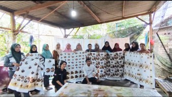 Sentuhan Teknologi Infrared Dongkrak Produktivitas Batik Wonosalam